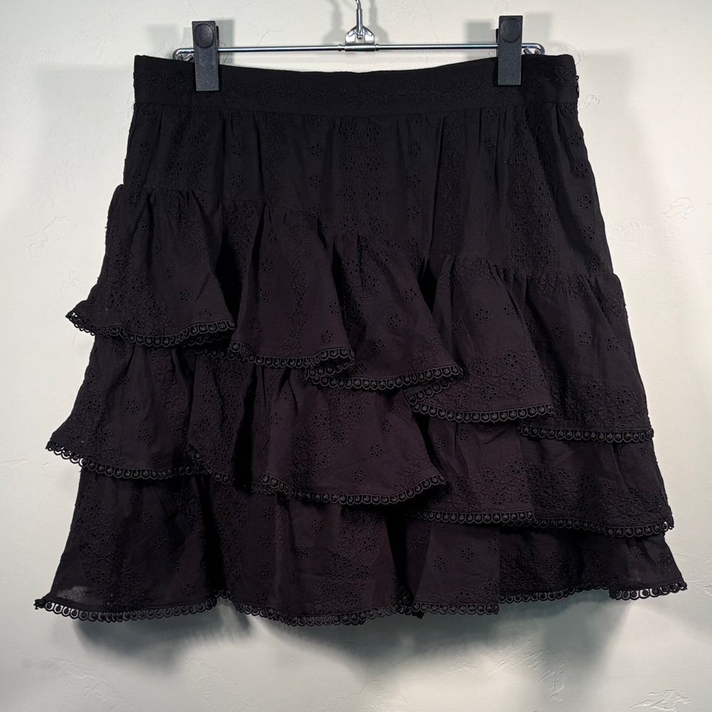 Pearl by Lela Rose voile ruffled eyelet mini skirt. Women’s 8 black NWT cotton